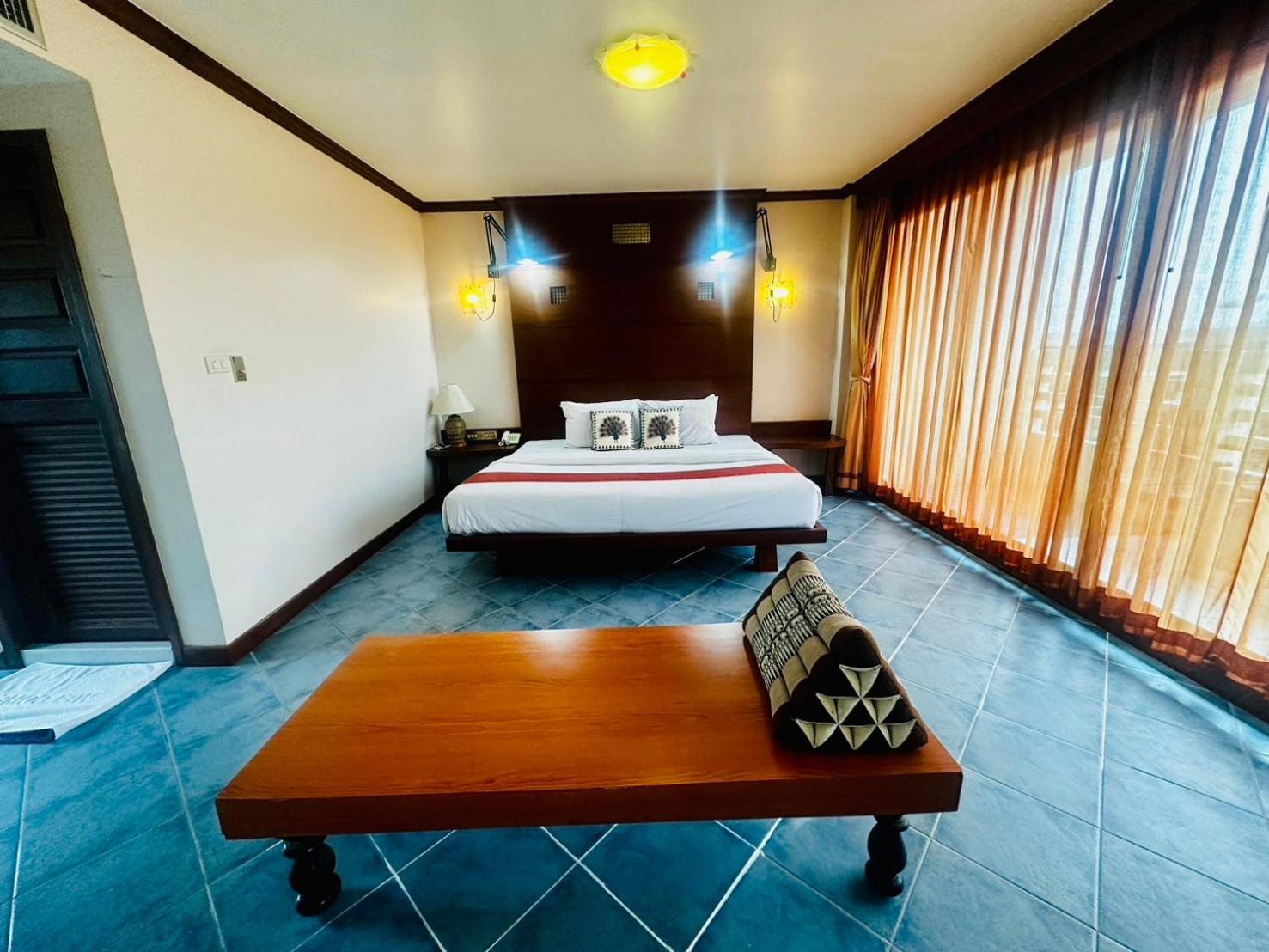 Hua Hin Loft Hotel Ngoại thất bức ảnh