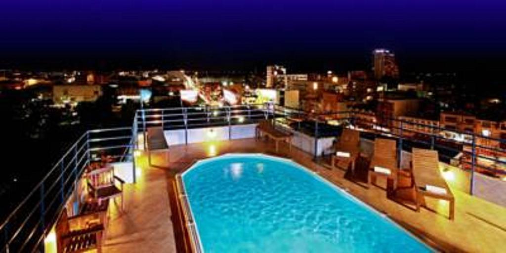 Hua Hin Loft Hotel Ngoại thất bức ảnh